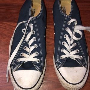 navy blue converse